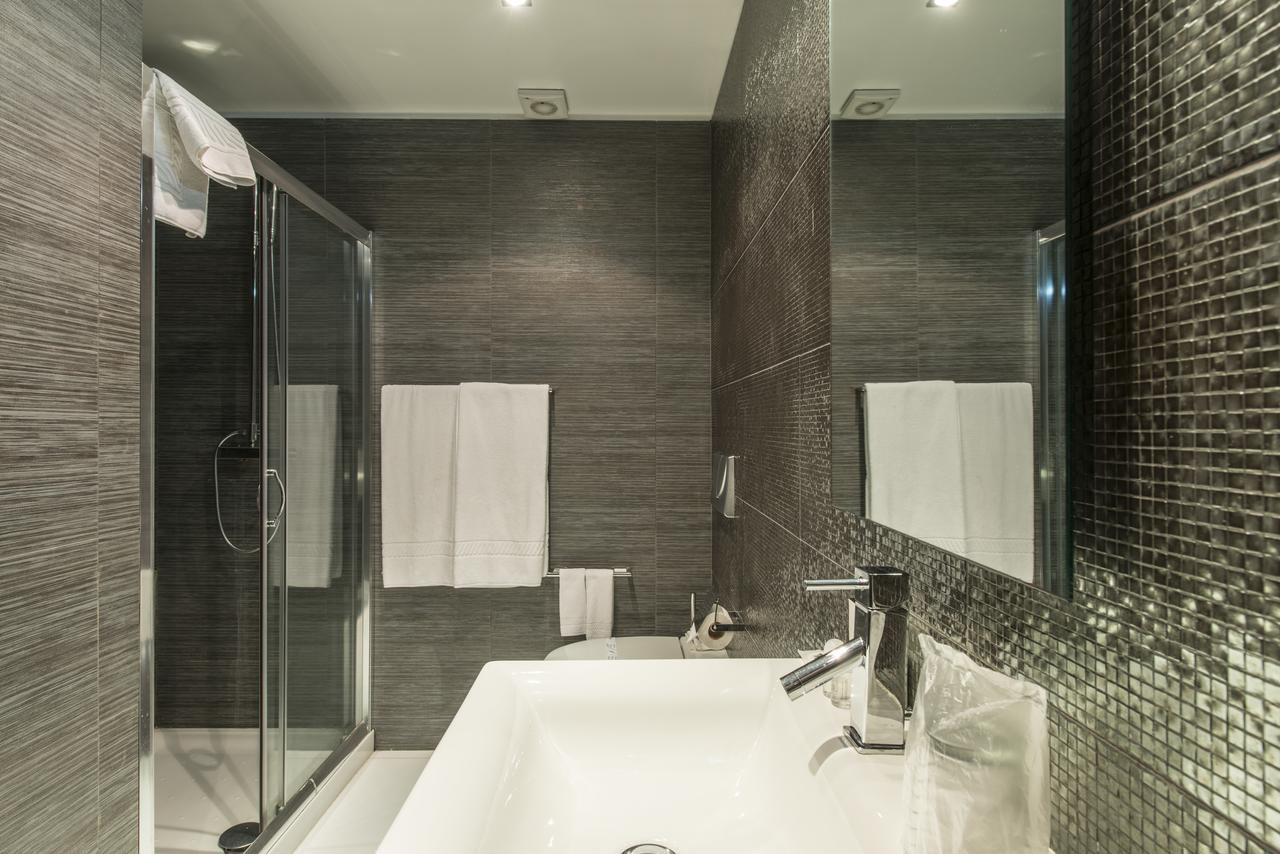 Rk Suite Hotel Luanda Buitenkant foto